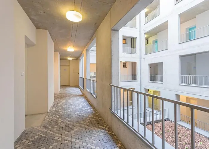On-site Free Parking, 12 To Min Centre, Supermarket Apartamento *