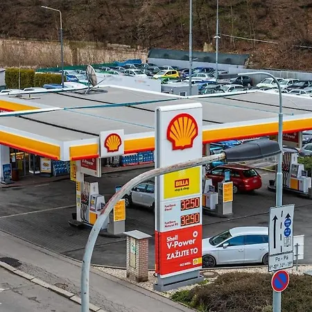 Apartmán On-site Free Parking, 12 To Min Centre, Supermarket *